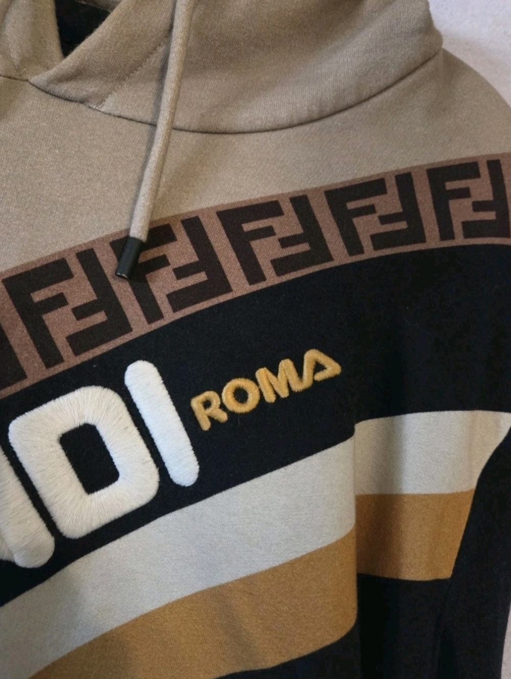 RARE Fendi x Fila Monogram Hidden Pocket Black / Beige Hoodie XXL - Picture 5 of 16
